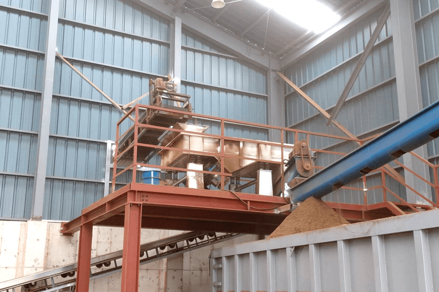 Sawdust fertilizer sieving